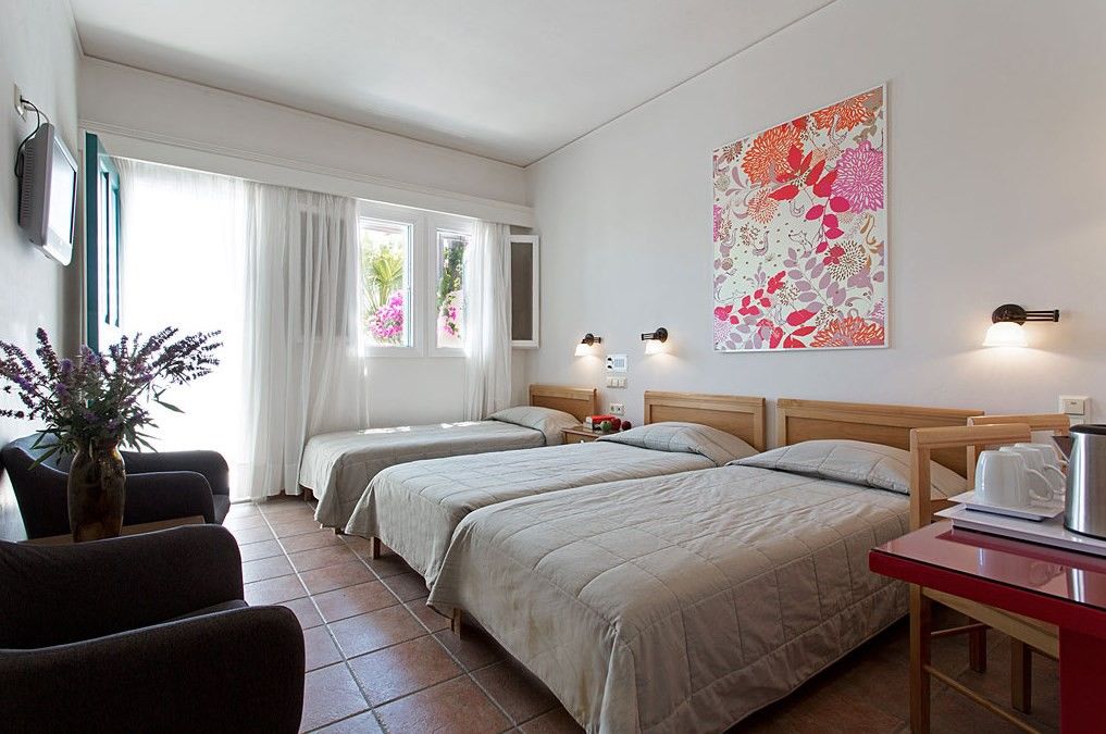 Rose Bay Hotel Kamári Екстериор снимка