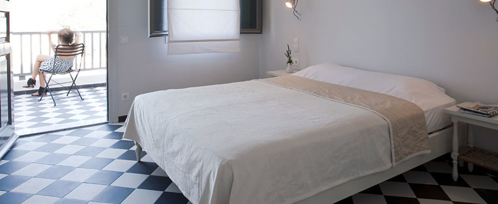 Rose Bay Hotel Kamári Екстериор снимка